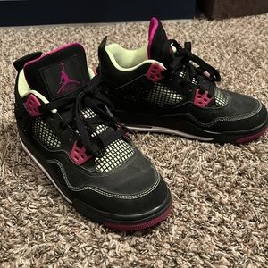 Jordan 4 Retro Fuchsia Size 5Y